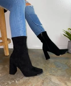 LaModishBoutique Jordyn Booties -Black