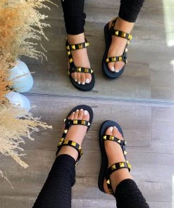 LaModishBoutique New Arrivals Gia Sandals- Black