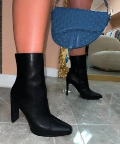 LaModishBoutique Casy Boots - Black FINAL SALE New Arrivals