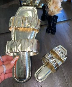 LaModishBoutique Itzel Sandals-Gold (FINAL SALE)